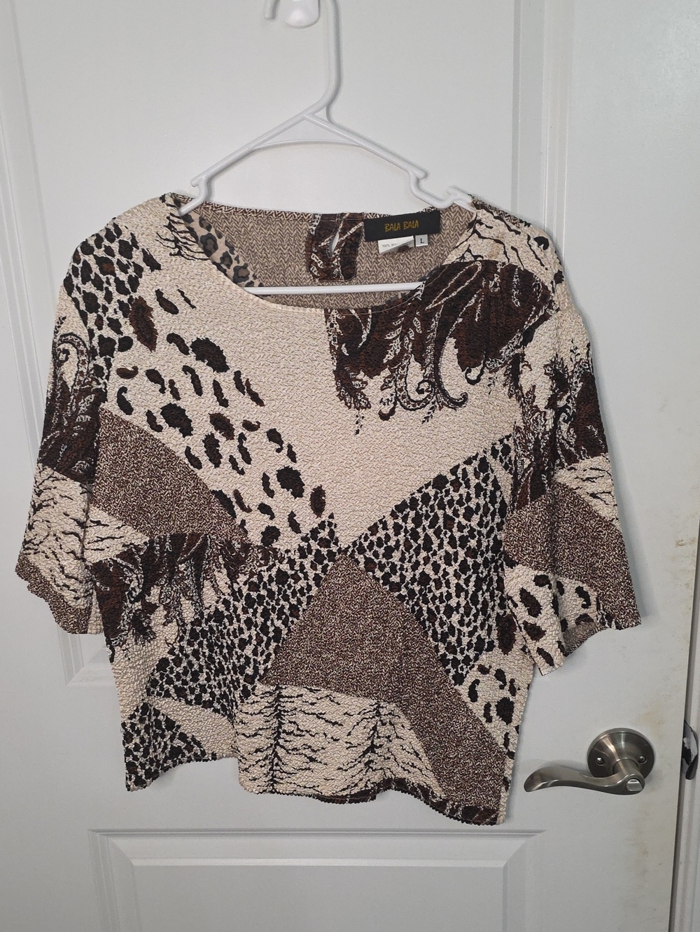 Bala Baa Beige & Brown Printed Crop Top